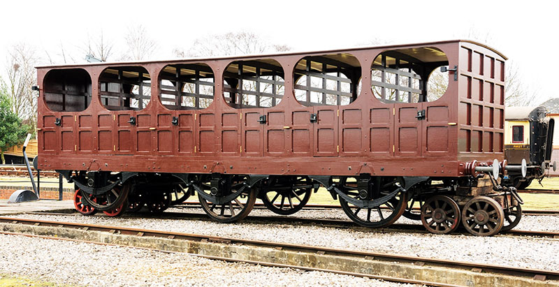 Vagón druhé třídy. Obrázek je z https://didcotrailwaycentre.org.uk/article.php/581/going-loco-november-2023